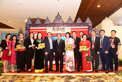 Việt Nam nhận nhiều giải thưởng du lịch, đoạt giải nhà vệ sinh công cộng ASEAN