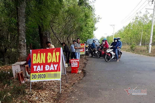Giao quyền cho dân
