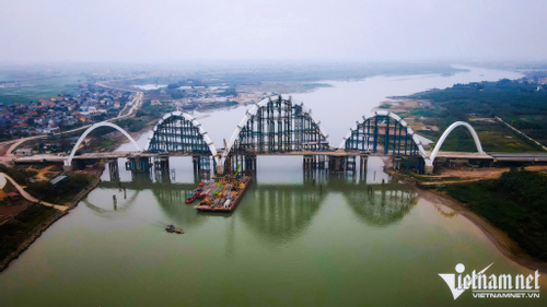 Cây cầu hình rồng đắt tiền nhất tỉnh Bắc Ninh đang thành hình
