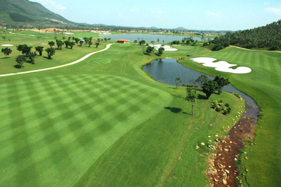 Sân golf Đầm Vạc đang 'nổi sóng' và khoản nợ xấu 800 tỷ đồng của chủ đầu tư