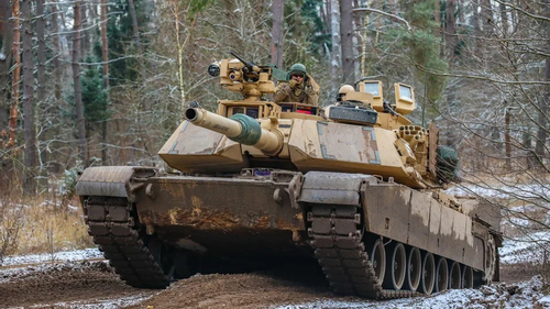 Mỹ thay đổi kế hoạch, tăng tốc chuyển giao xe tăng M1 Abrams cho Ukraine