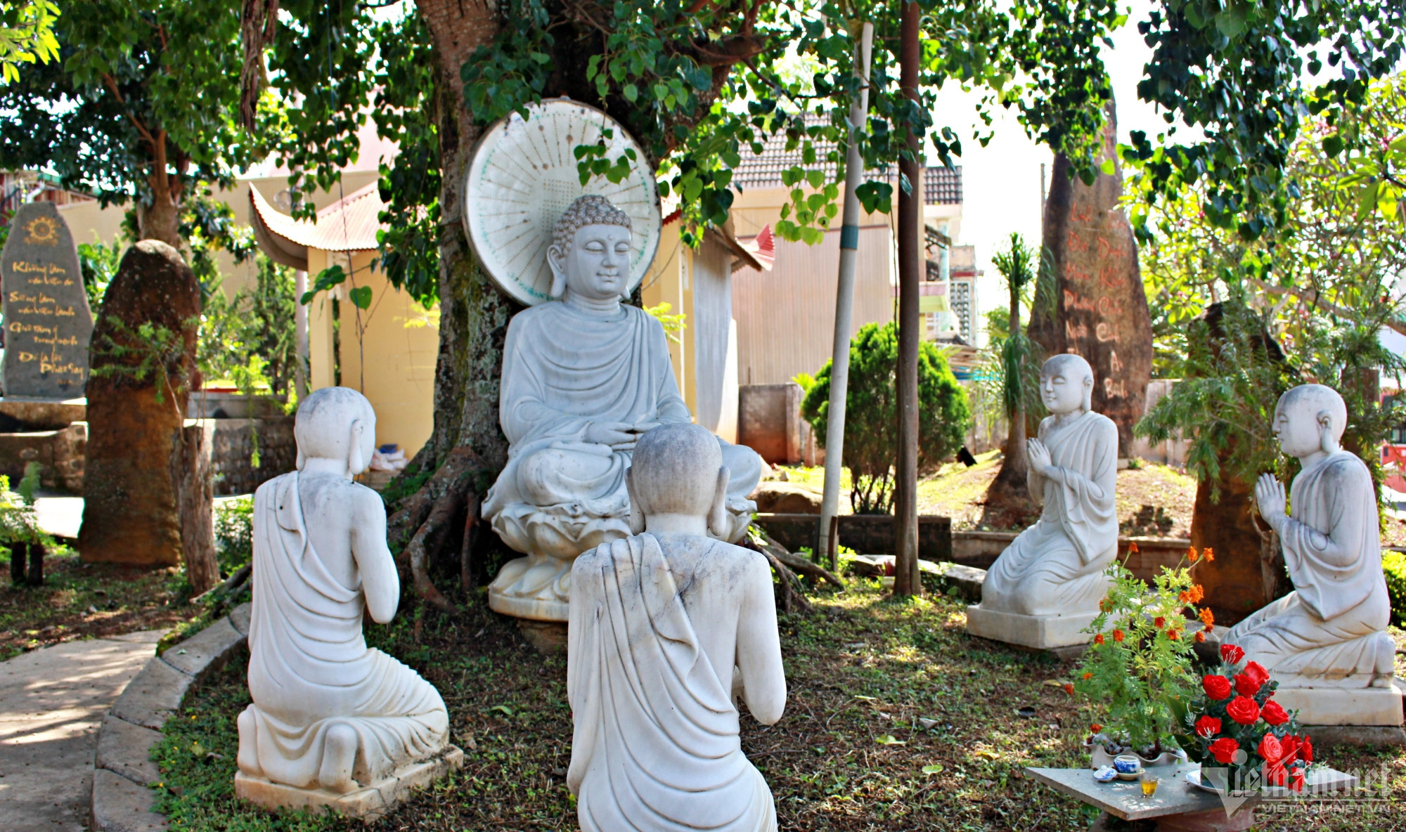 Báu vật trong ngôi chùa cổ ở Lâm Đồng