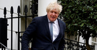 Cựu Thủ tướng Boris Johnson bất ngờ xin rút khỏi Quốc hội Anh