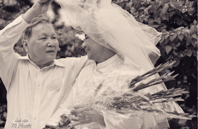Bộ ảnh cưới hoài cổ của vợ chồng ở Nha Trang sau 50 năm kết hôn Hà Nguyễn