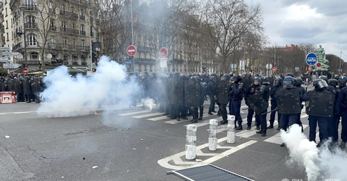 Pháp bắt giữ hơn 660 người, gần 250 cảnh sát bị thương do biểu tình và bạo loạn
