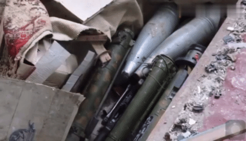 Video quân Nga kích nổ kho vũ khí, đạn dược của Ukraine ở Luhansk