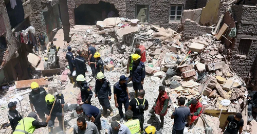 Chung cư 5 tầng đổ sập ở thủ đô Ai Cập, ít nhất 15 người tử nạn