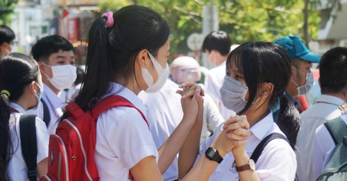 Đà Nẵng chi hơn 400 tỷ đồng miễn 100% học phí cho học sinh