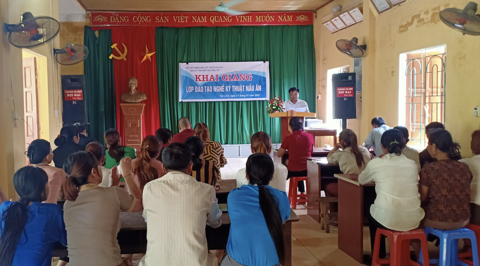 Đào tạo nghề giúp phụ nữ Yên Bái vươn lên thoát nghèo bền vững
