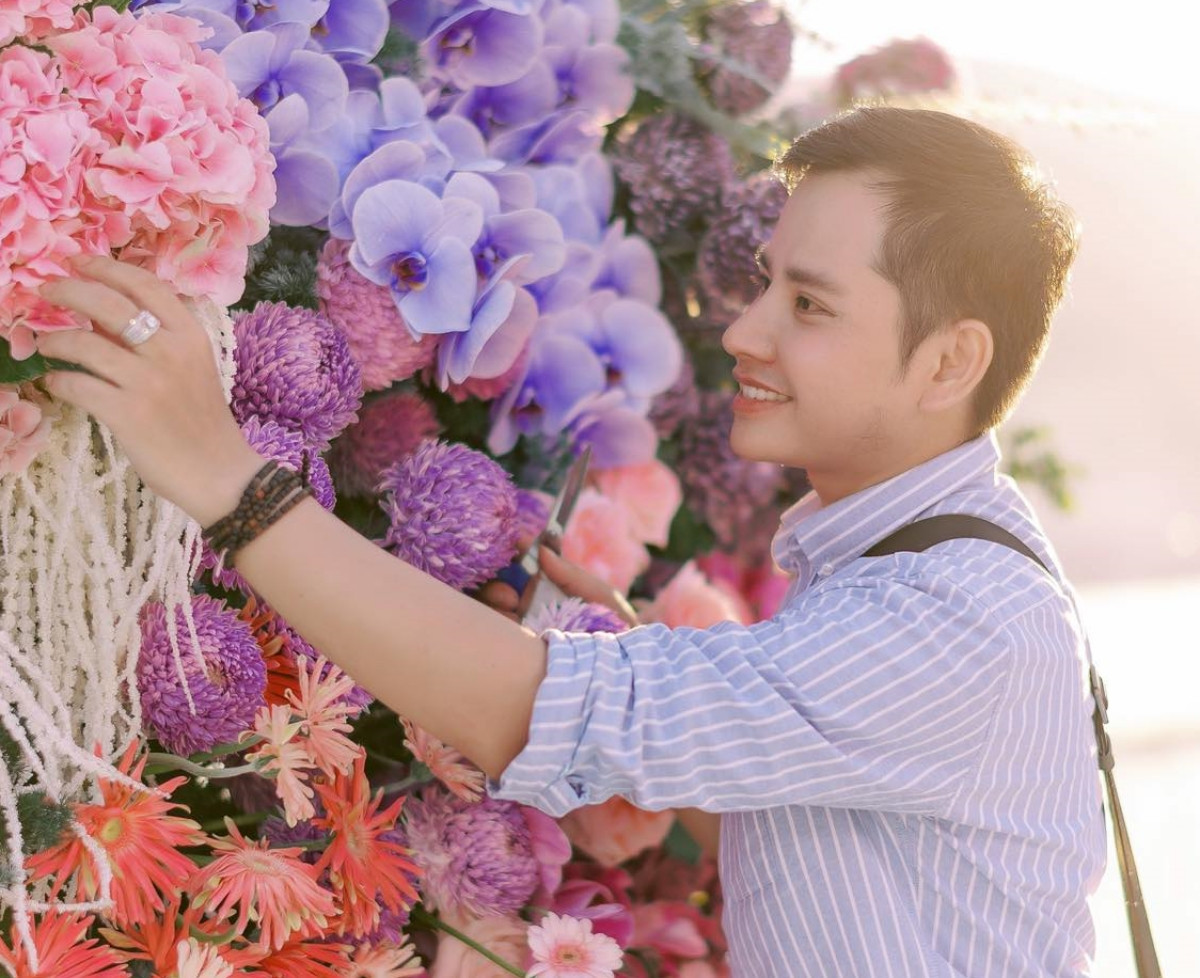 anh 2 trang tri tiec cuoi.jpg