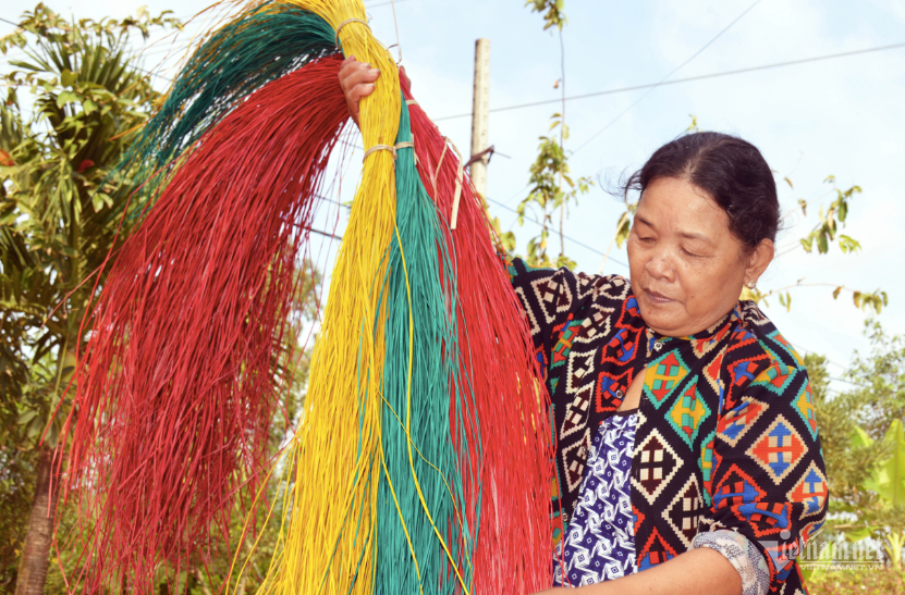 W-ngocchuc-ca-mau.png