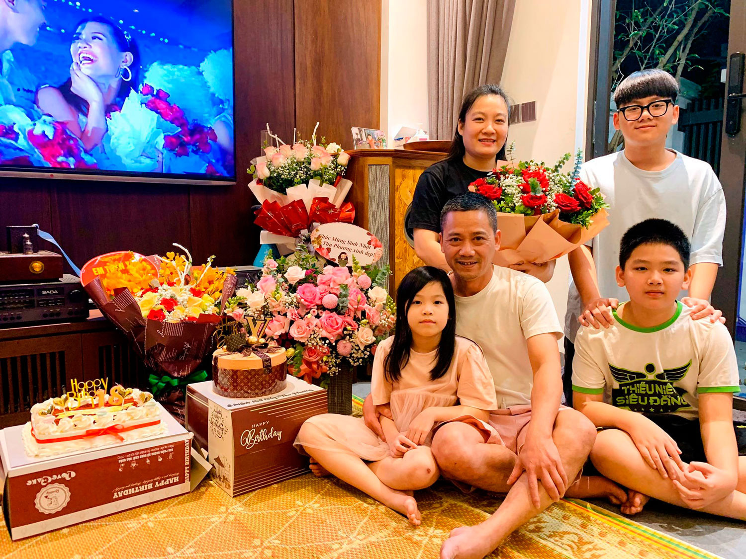 Con trai NSND Trần Nhượng mắc sai lầm, vợ ghen tới độ phải ngủ nhà hàng xóm