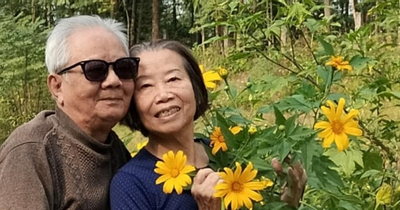 Chuyện tình cụ bà Hà Nội 80 tuổi với bạn trai U90 quen qua mạng