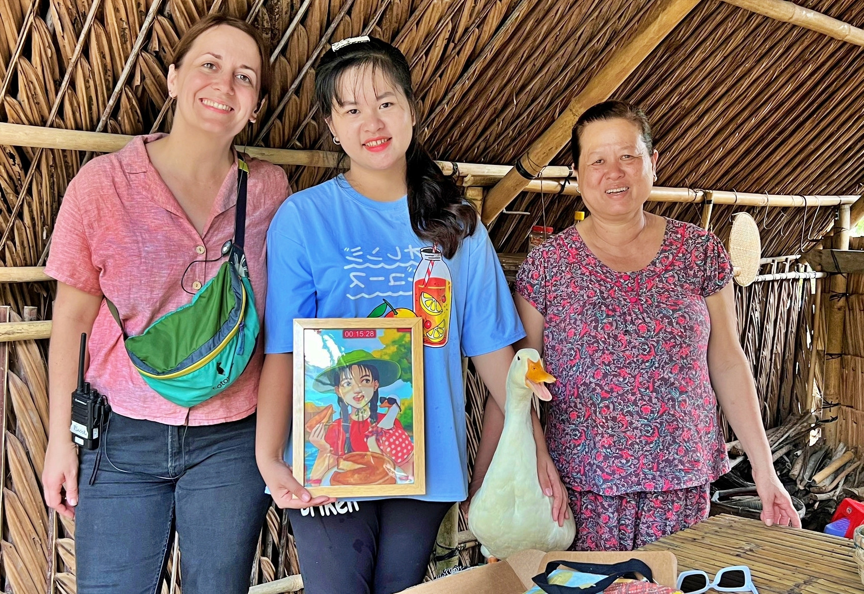 anh 21 sau tivi va vit bim bim.jpg