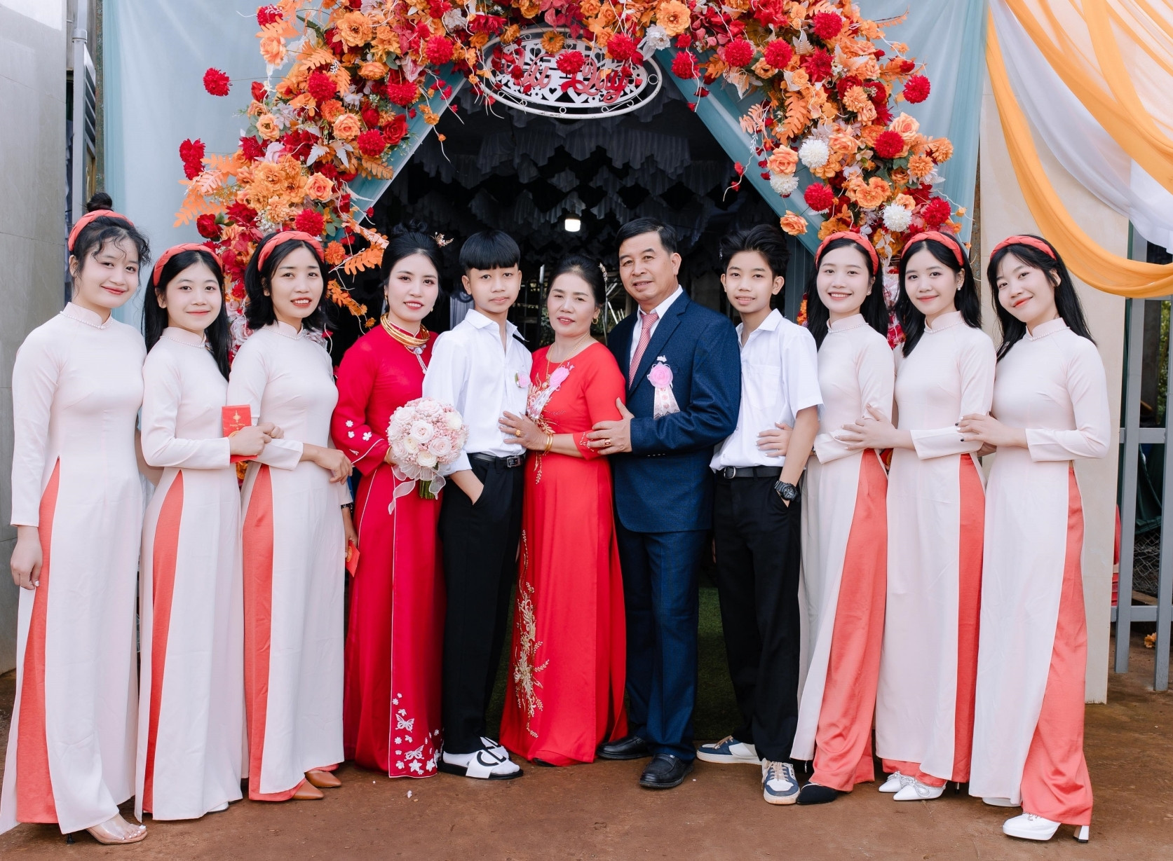 anh 1 nha dong con.jpg