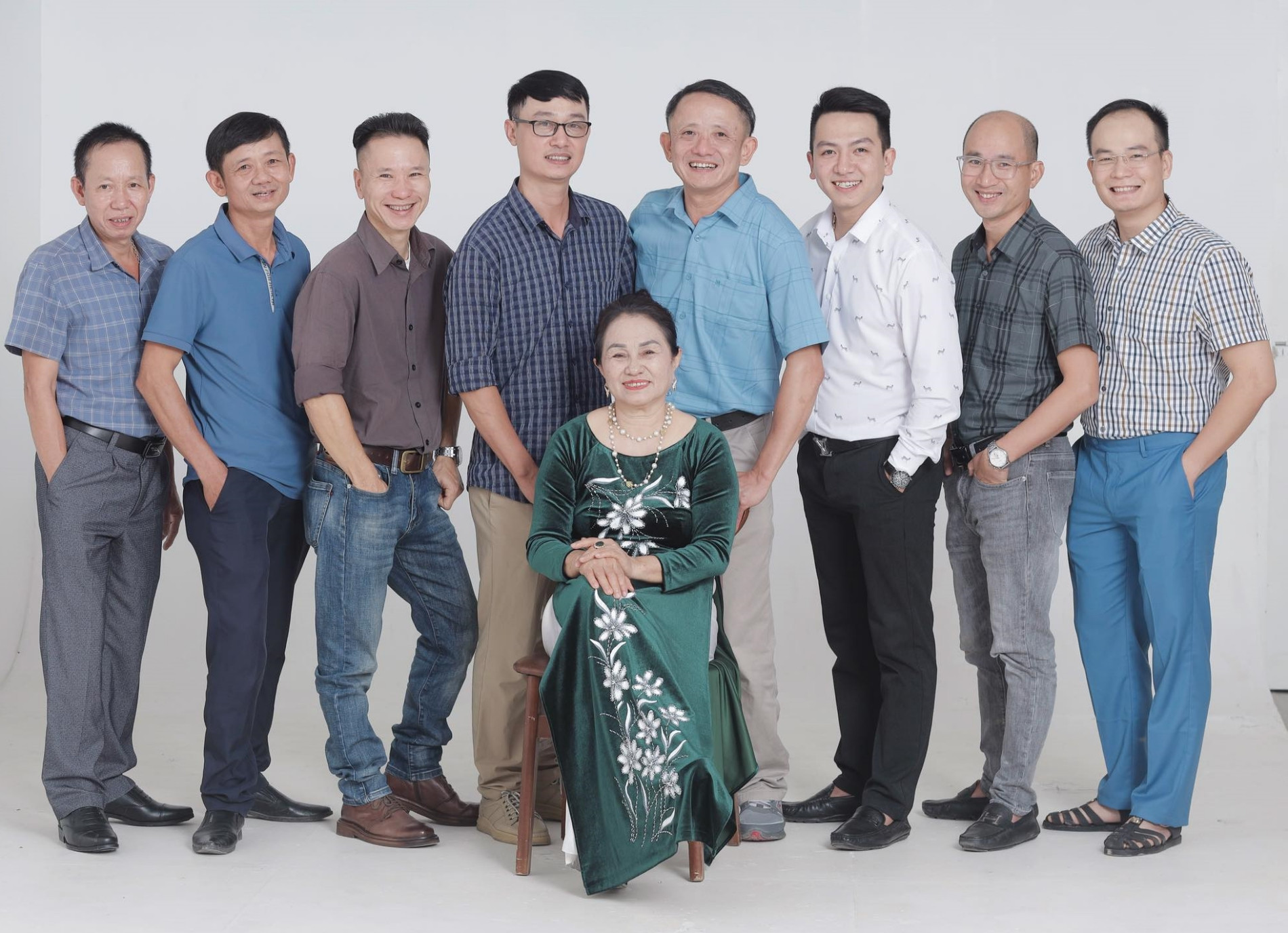 anh 3 nha dong con.jpg