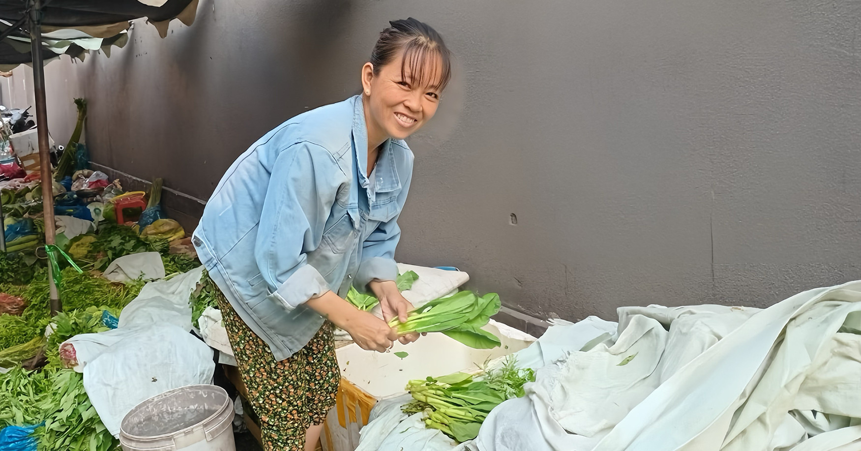 Chuyện thoát 'cơn bĩ cực' nhờ được vay 100 triệu đồng của người bán rau