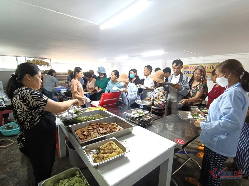 W-Com tu thien 2.jpg