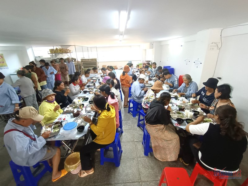 W-Com tu thien 3.jpg