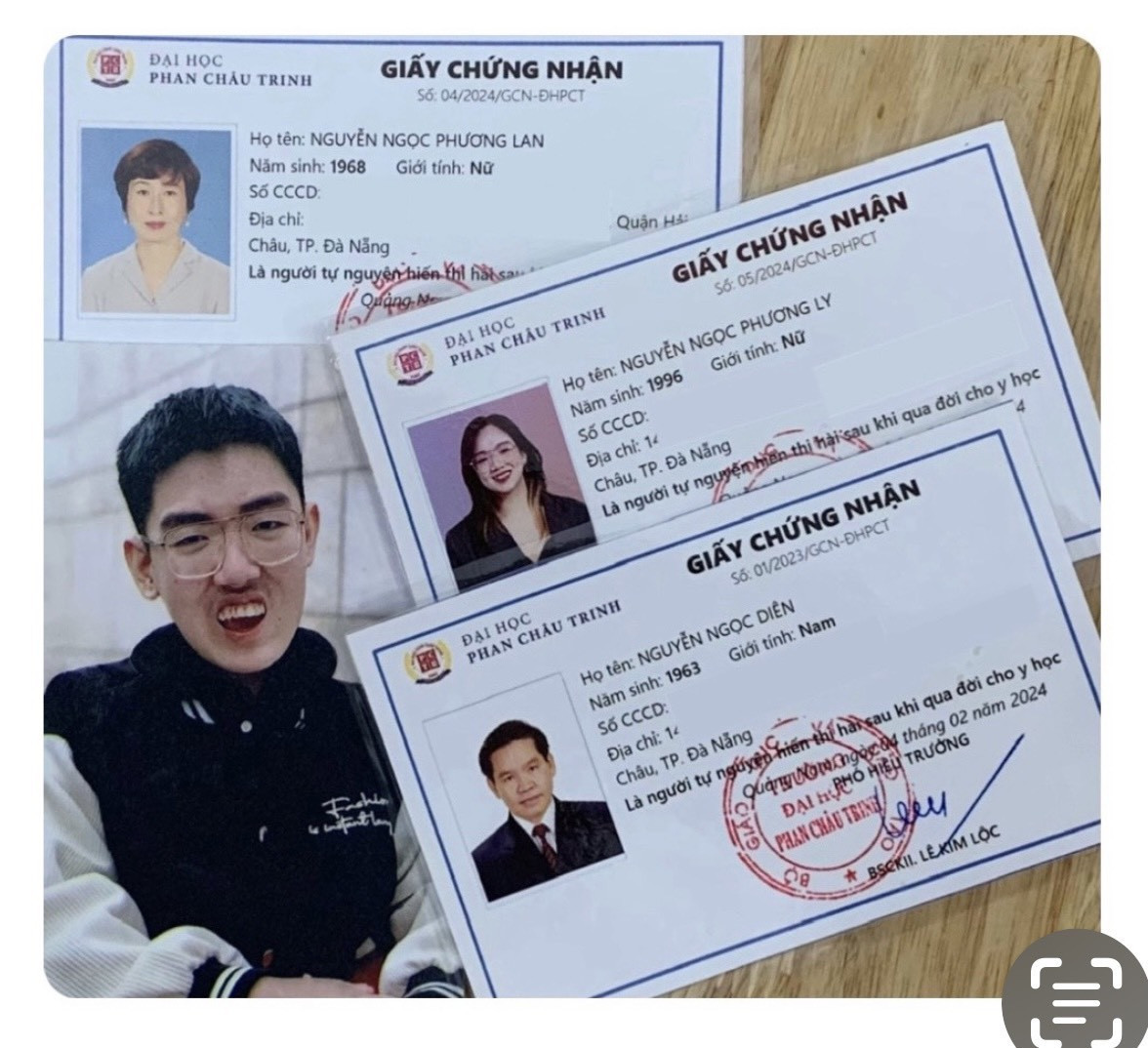 mẹ thay con nhận bằng_3.jpg