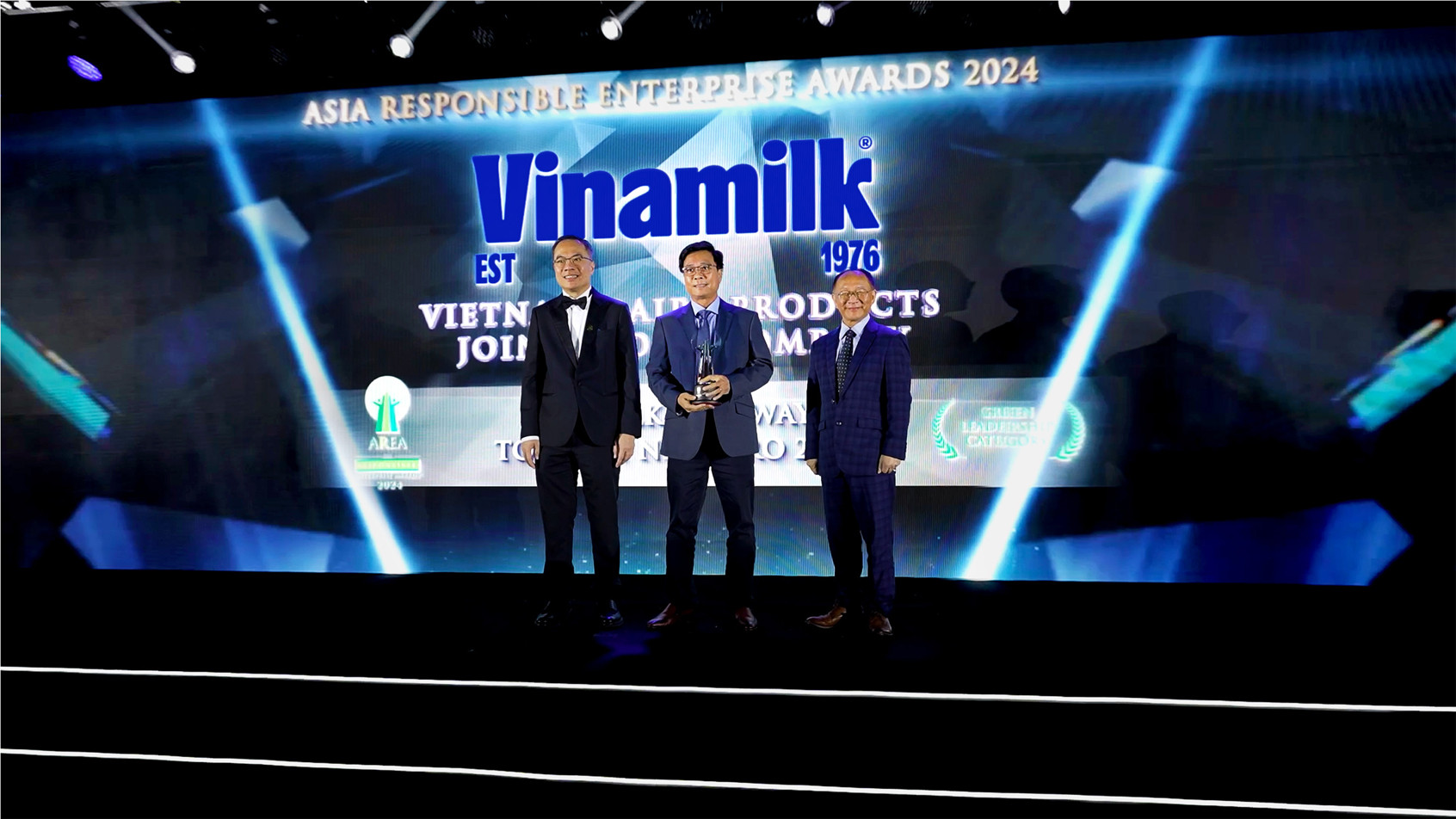 Vinamilk 1A.jpg