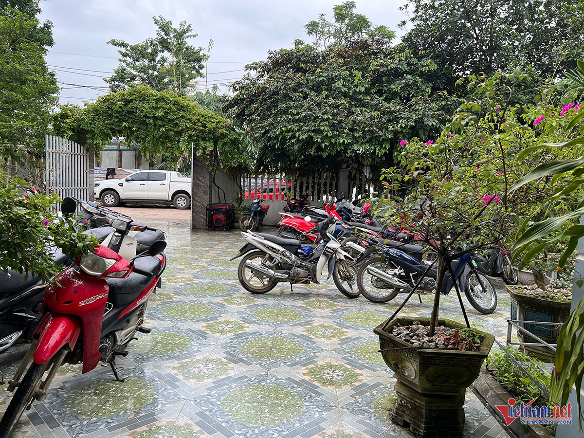 W-giupnguoi ngaplut15.jpg