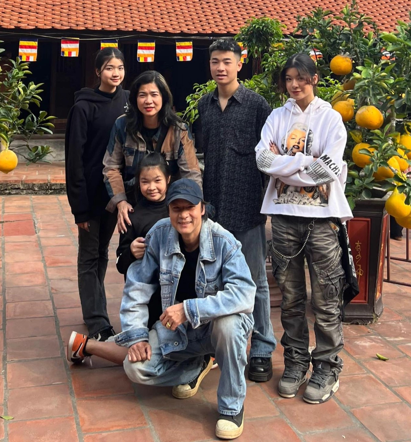 Screenshot 2025 03 17 232209.jpg