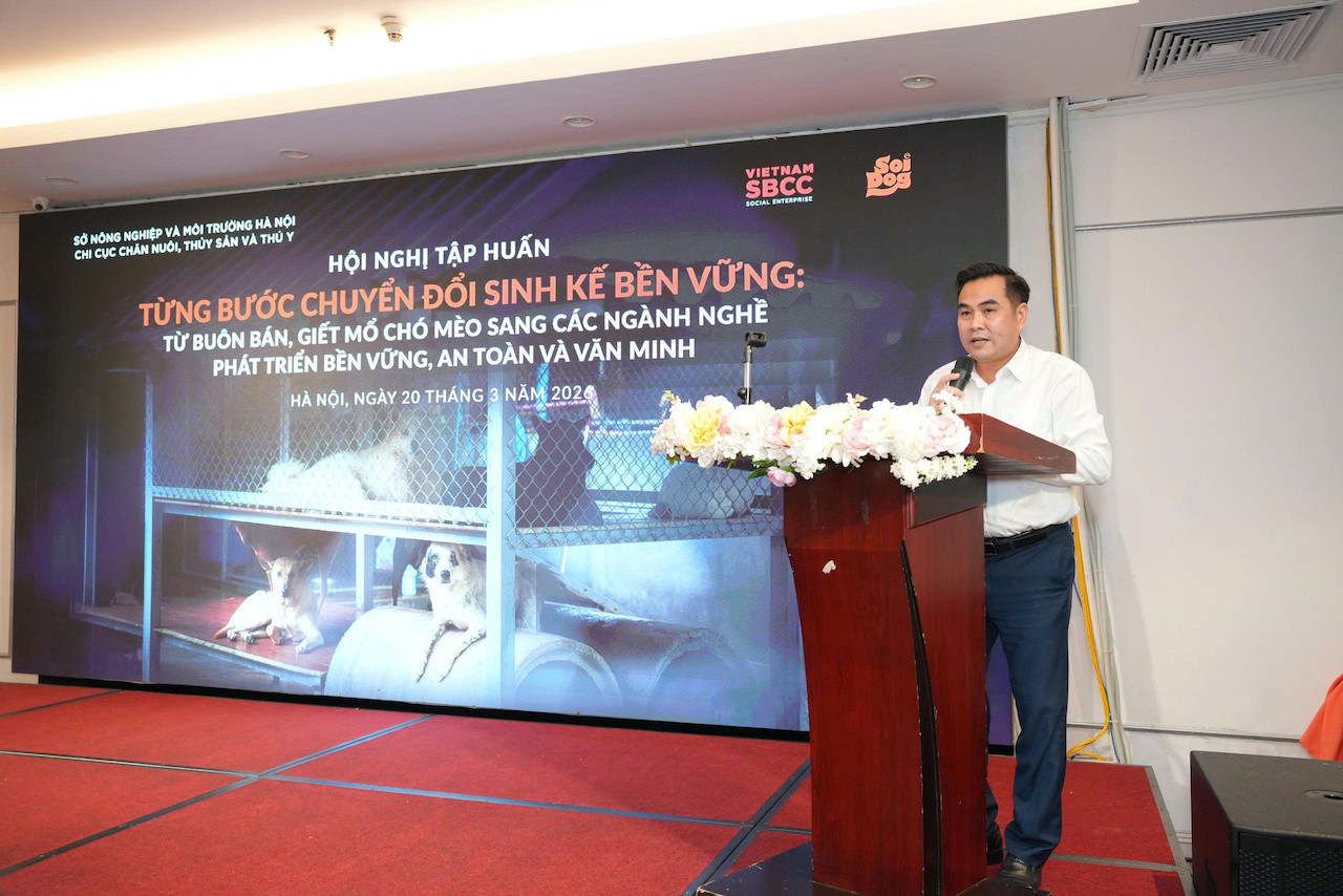 Ông Ngô Đình Loát Phó chi cục trường Chi cục Chăn nuôi, Thủy sản và Thú Y Hà Nội.jpg