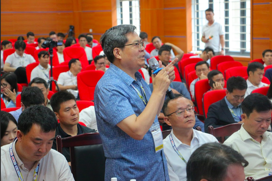 Tìm lời giải cho đường sắt tốc độ cao Việt Nam