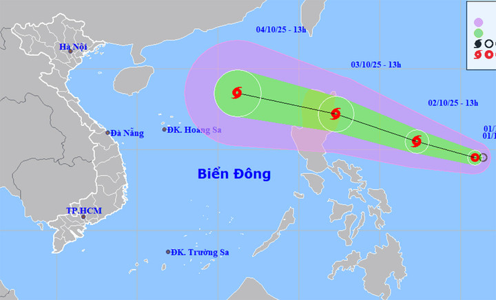Cơn bão số 11 sắp hình thành có thể ảnh hưởng trực tiếp đất liền nước ta. (Nguồn: NCHMF)