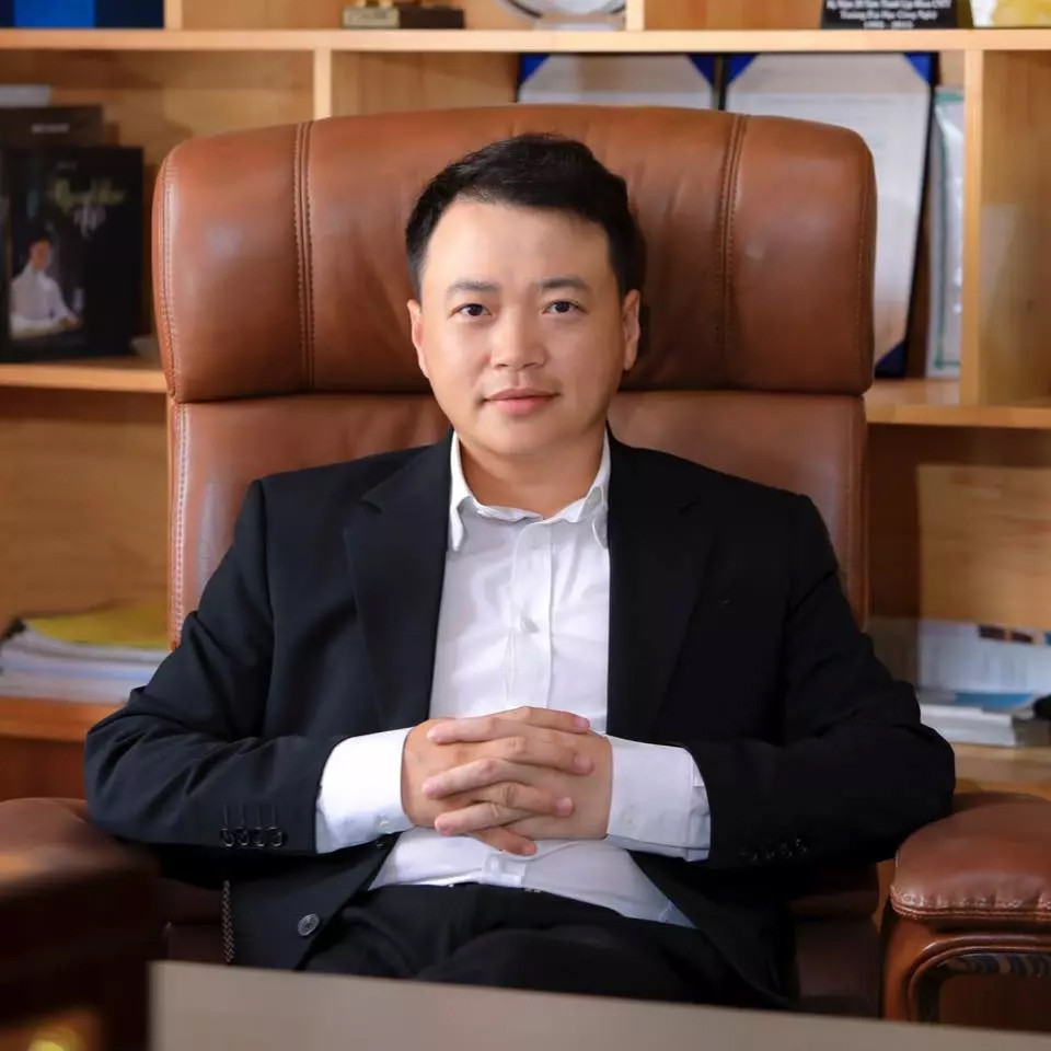 Shark Bình gặp biến lớn liên tục lên tiếng giải thích về ồn ào liên quan sự nghiệp