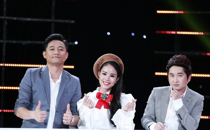 ca-si-quy-binh-lam-ngoc-hoa-minh.jpg