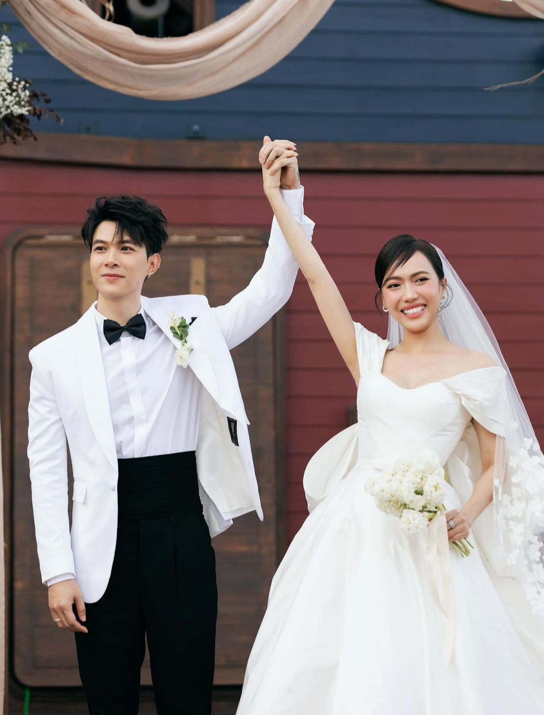 Anh Tú Atus và Diệu Nhi kỷ niệm 10 năm yêu nhau