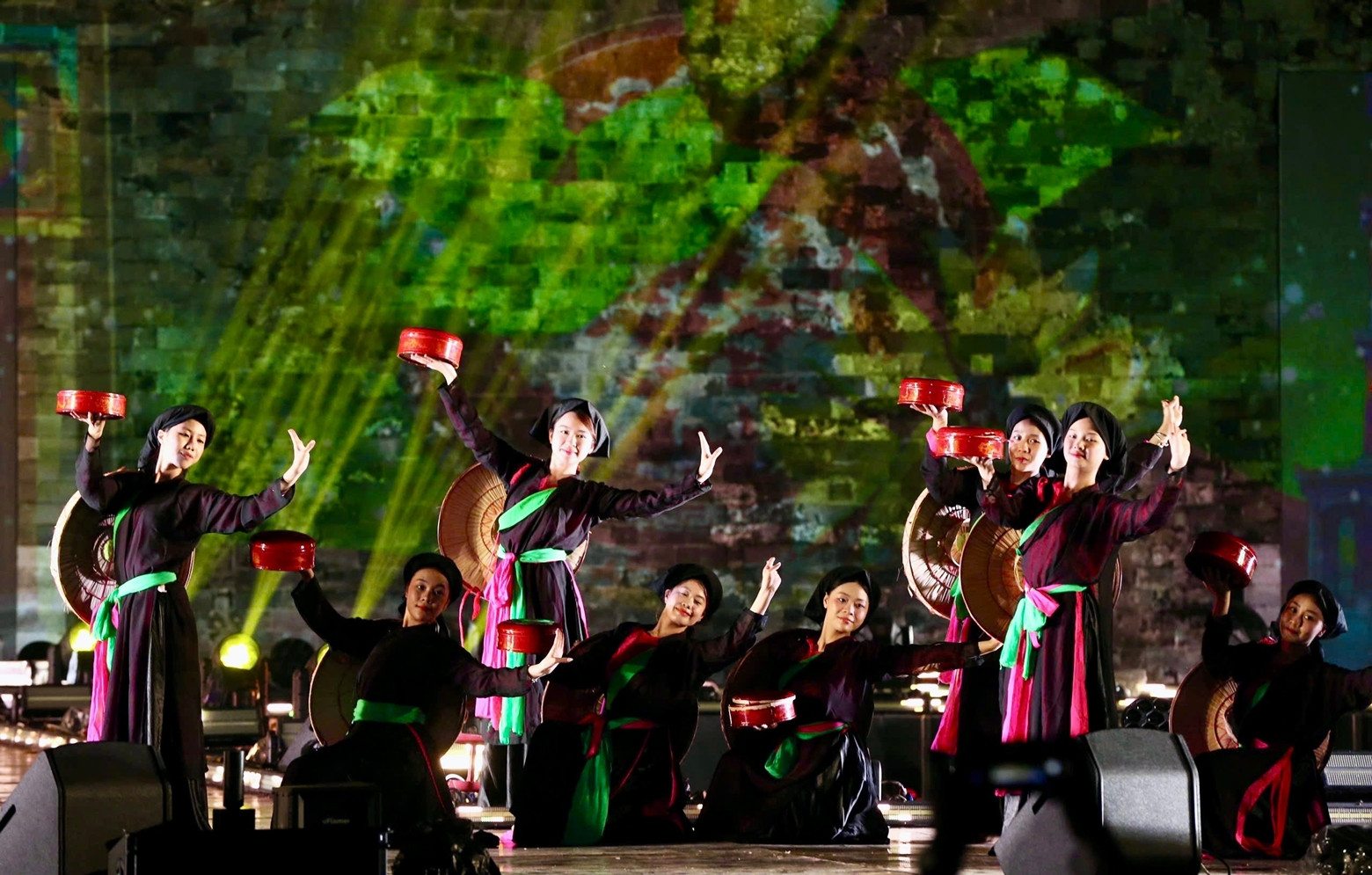bieu dien 2.jpg