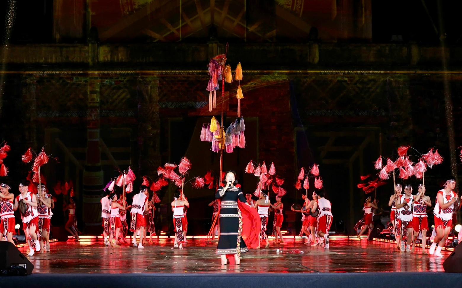 bieu dien 3.jpg