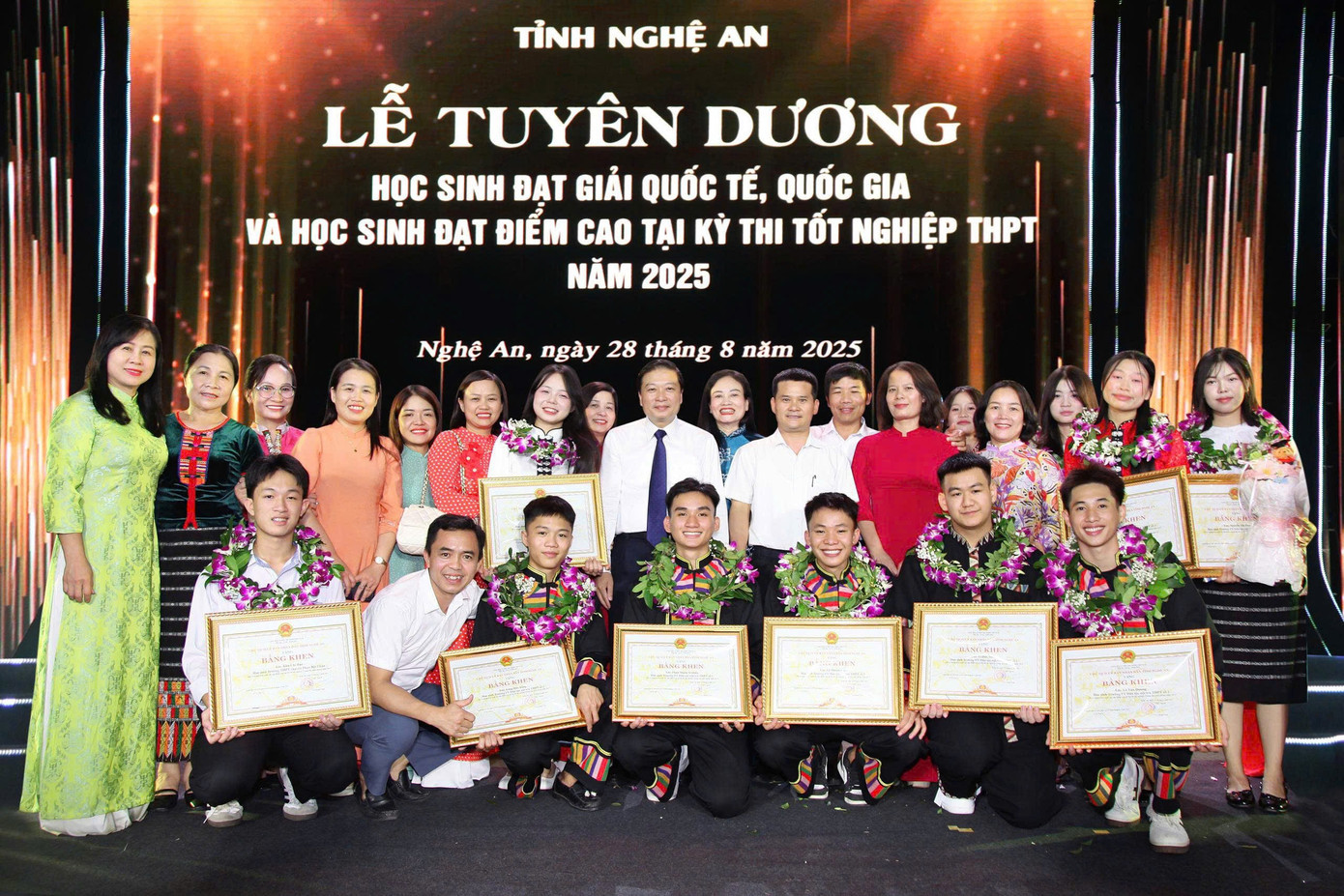 z7096942250692-52e32f98ab2b2ceb7928cc6451d05cdb.jpg