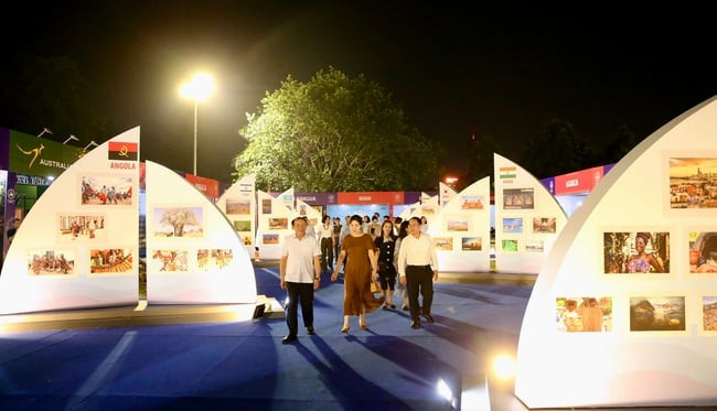 Tổng duyệt Chương trình Lễ hội Văn hóa Thế giới tại Hà Nội lần thứ nhất - Ảnh 2.