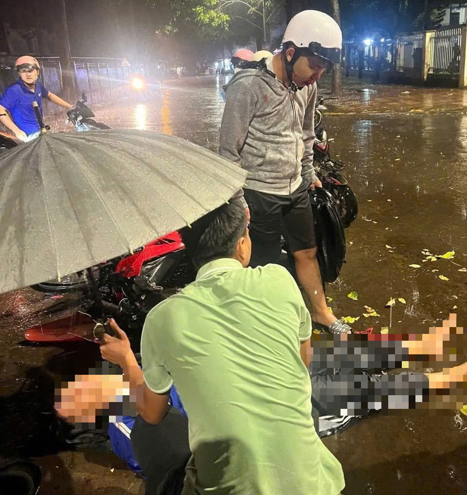 Truy tìm xe bán tải tông học sinh nguy kịch tại Đắk Lắk , gây xôn xao dư luận - Ảnh 1.