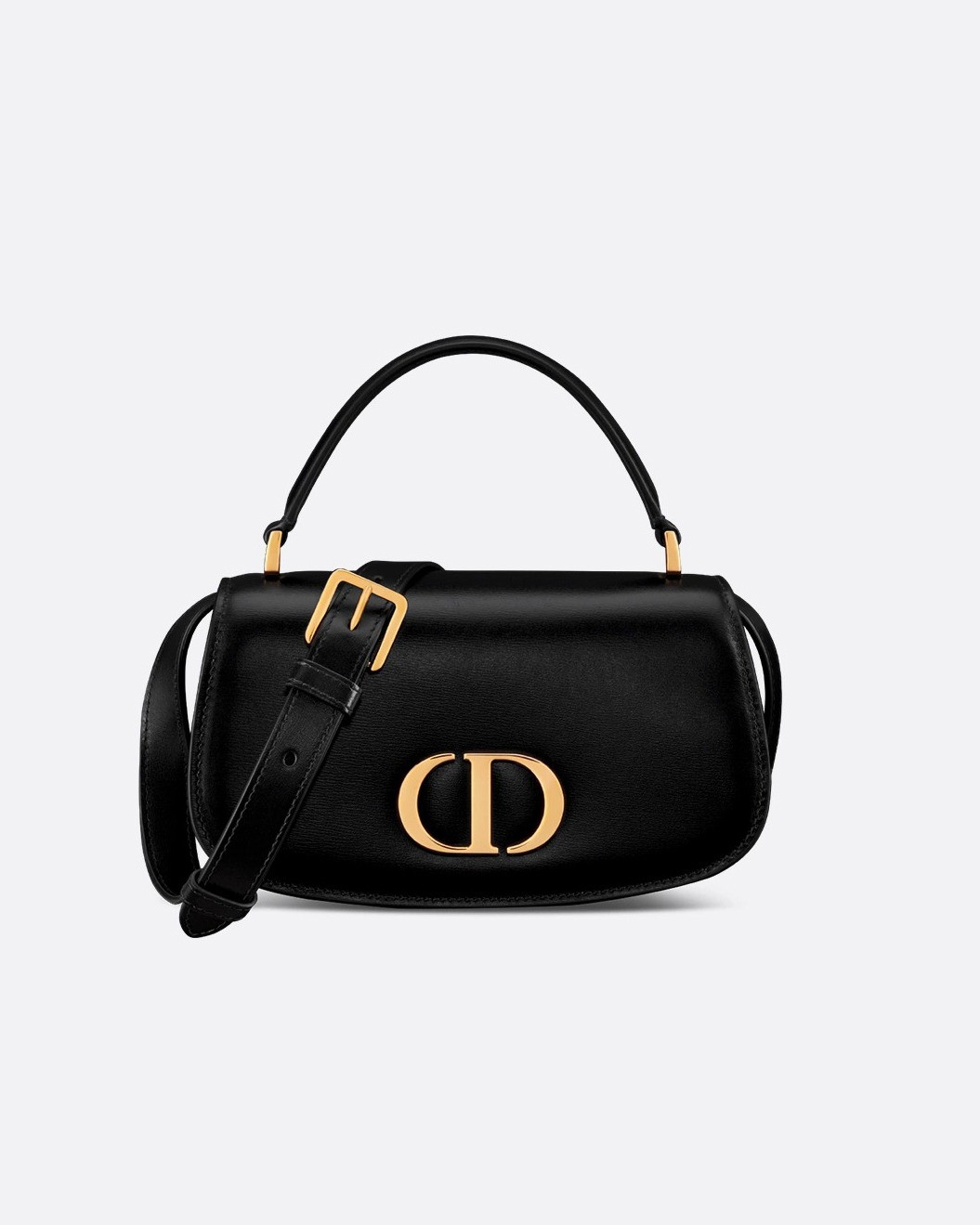 Hoa hậu Ý Nhi xài đi xài lại túi hiệu 100 triệu đồng khi đi du học tại Úc