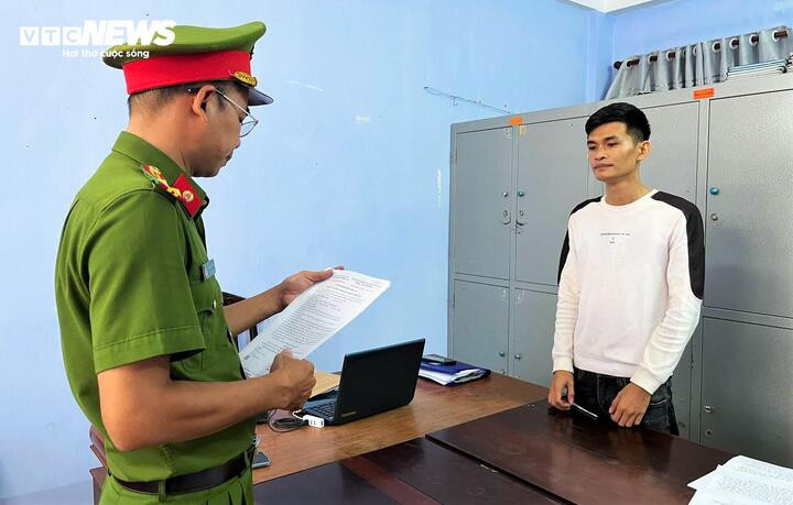 Bị can Trần Triệu Quý tại cơ quan công an. (Ảnh: Công an tỉnh Đắk Lắk)