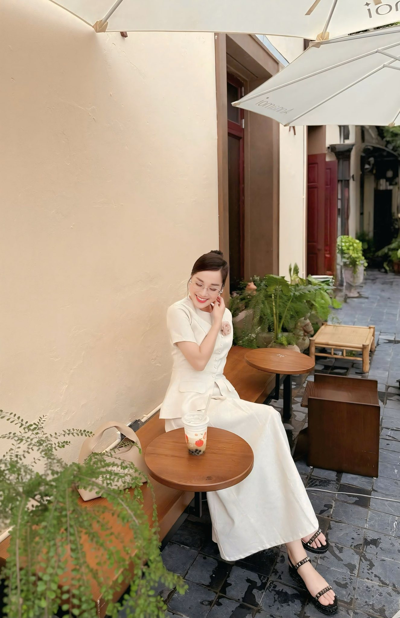 BTV Minh Hương mix đồ đa phong cách, tôn dáng đẹp - Ảnh 4.