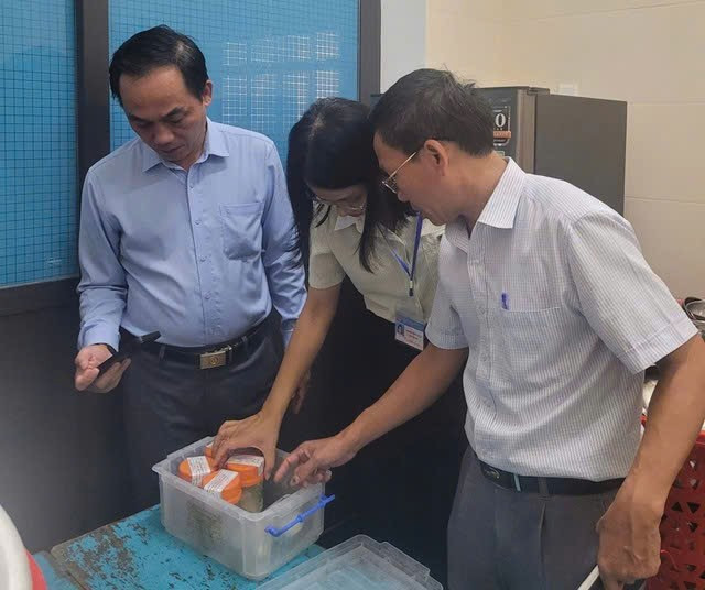 Suất ăn bán trú 25.000 đồng sơ sài: Kiểm điểm rút kinh nghiệm- Ảnh 2.