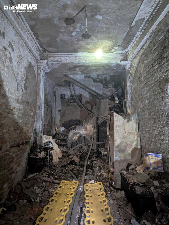 Bên trong ngôi nhà xảy ra vụ hoả hoạn. (Ảnh: CACC)