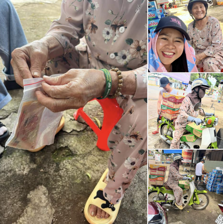 Cụ bà mang bọc tiền đựng trong túi nilon ra ủng hộ đồng bào. (Ảnh: Vui Sống)