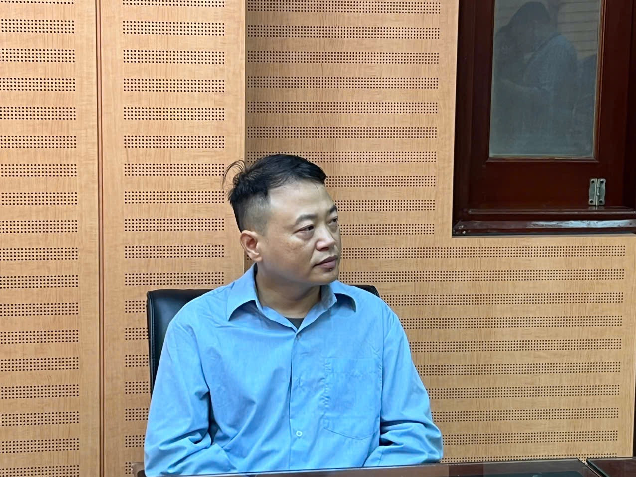 Hình ảnh của Shark Bình bị tạm giam - Ảnh 1.