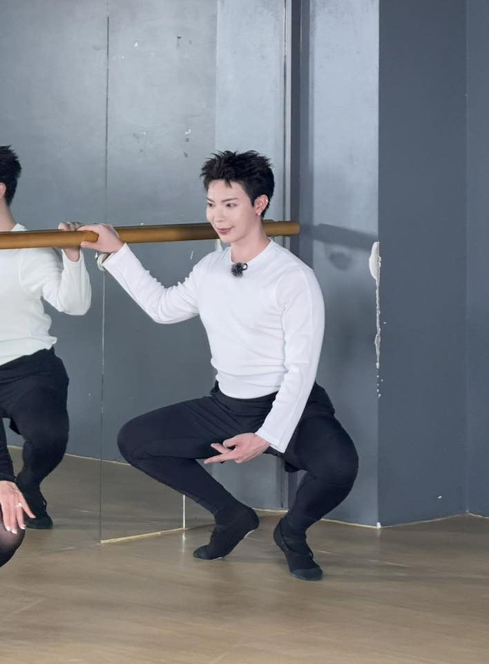 Hình  cả đời không muốn nhìn lại của Erik