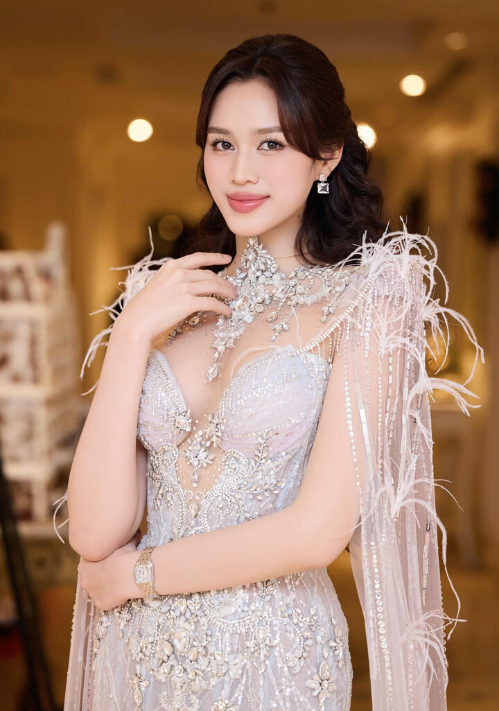 Đỗ Thị Hà kín tiếng trong chuyện tình cảm.
