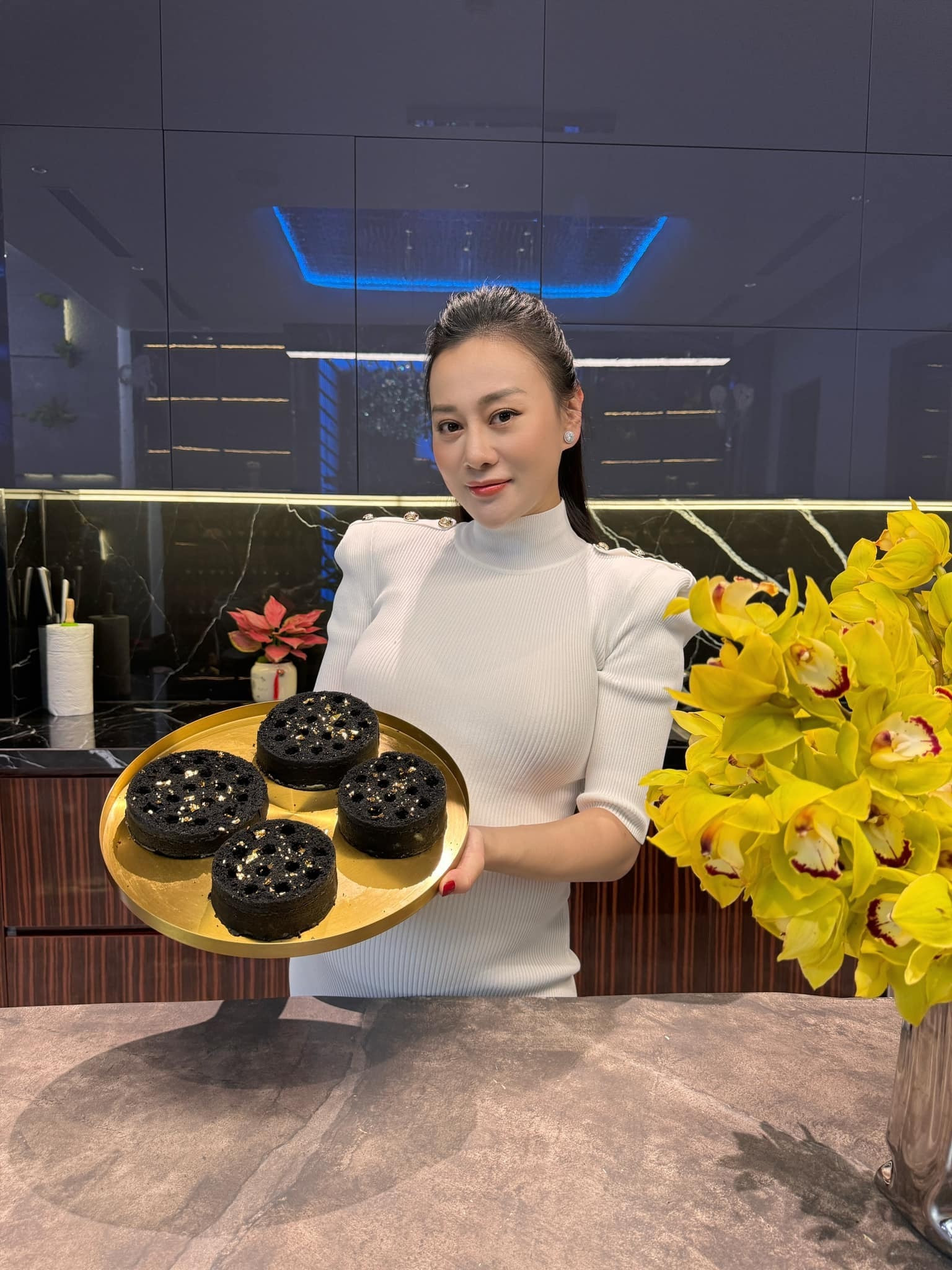 Phương Oanh thay đổi gì sau khi kết hôn với Shark Bình