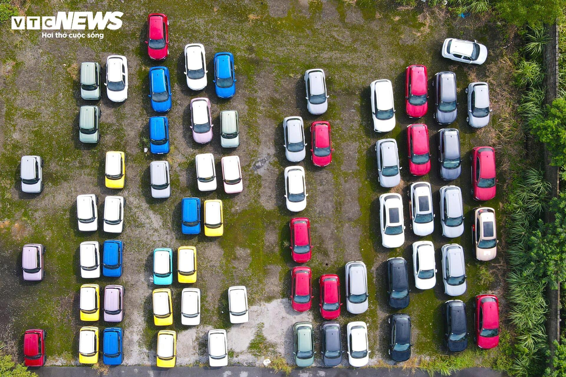 Cuộc 'đại phẫu' hồi sinh hàng trăm ô tô chết lâm sàng sau lũ - 13