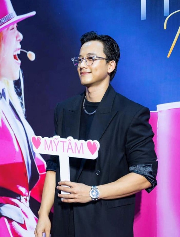 Mai Tài Phến khiến MXH dậy sóng chỉ với 2 chữ dành cho